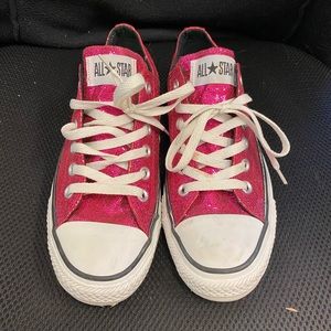 Pink sparkle converse